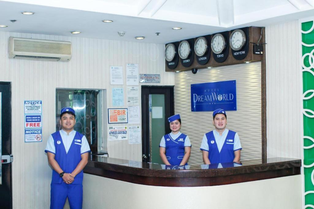Hotel Dream World Araneta Cubao Кесон-Сіті Екстер'єр фото