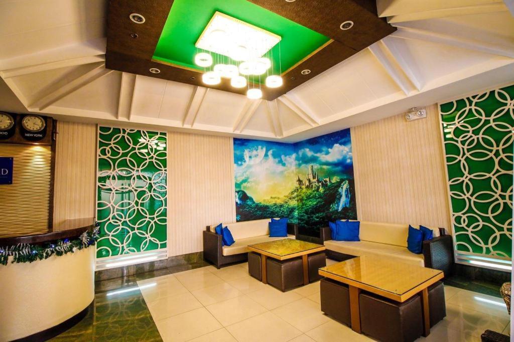 Hotel Dream World Araneta Cubao Кесон-Сіті Екстер'єр фото